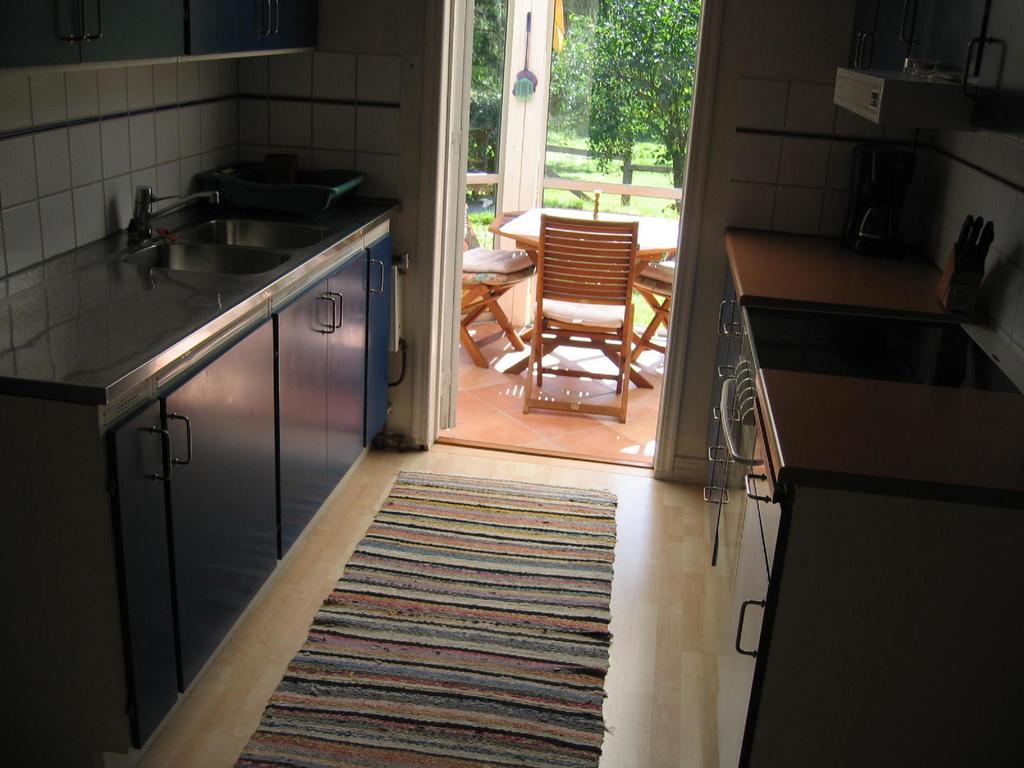 Almagården lantlig miljö Villa Svängsta Rum bild